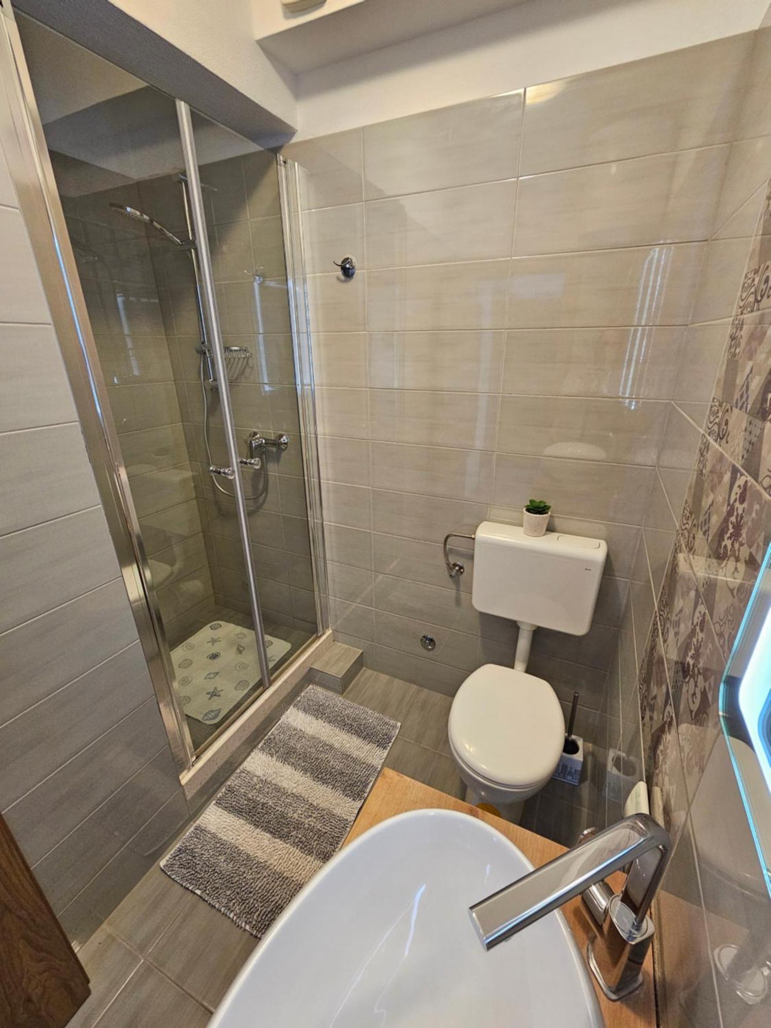 Apartments Grgic Trogir Exterior foto