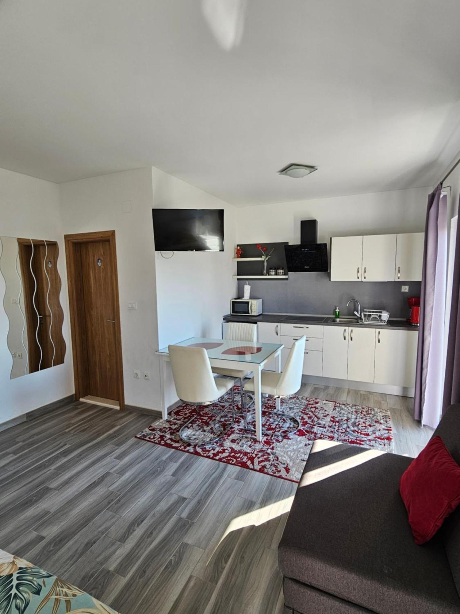 Apartments Grgic Trogir Exterior foto